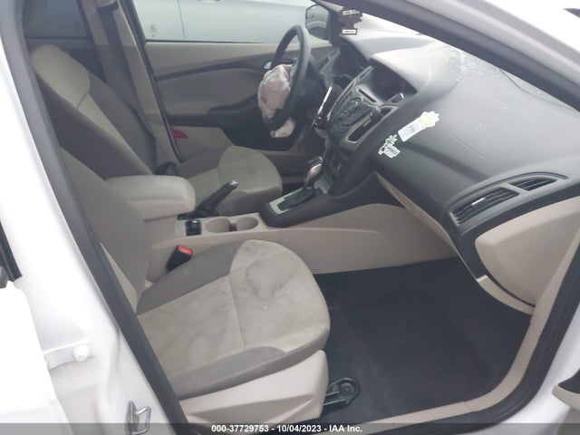 Ford FOCUS SE 2014 1FADP3F28EL259256 Image 5