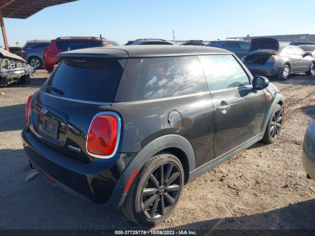 WMWXP5C50H2D16531 Mini Hardtop 2 Door Cooper
