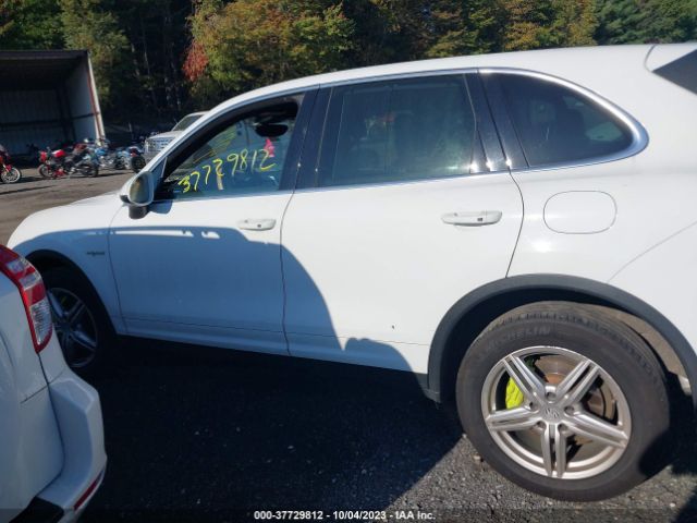WP1AE2A25GLA58310 Porsche Cayenne E-hybrid S