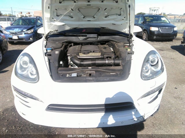 2013 PORSCHE CAYENNE WP1AA2A2XDLA06727 Photo 9