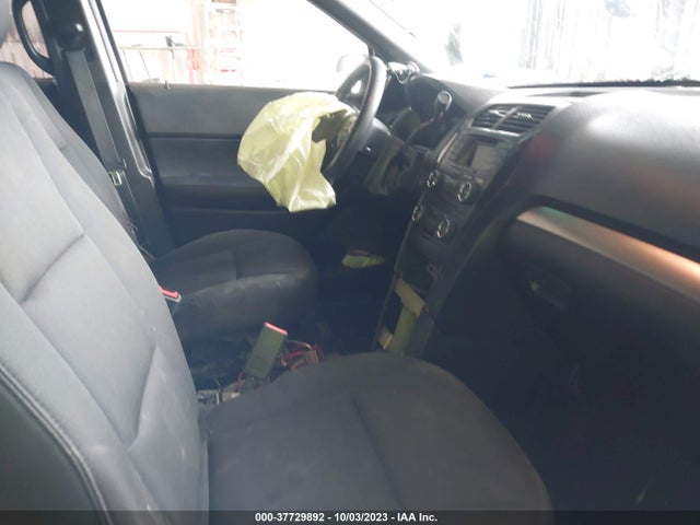 Ford Explorer Police Interceptor 2016 1FM5K8AR5GGA86768 Image 5