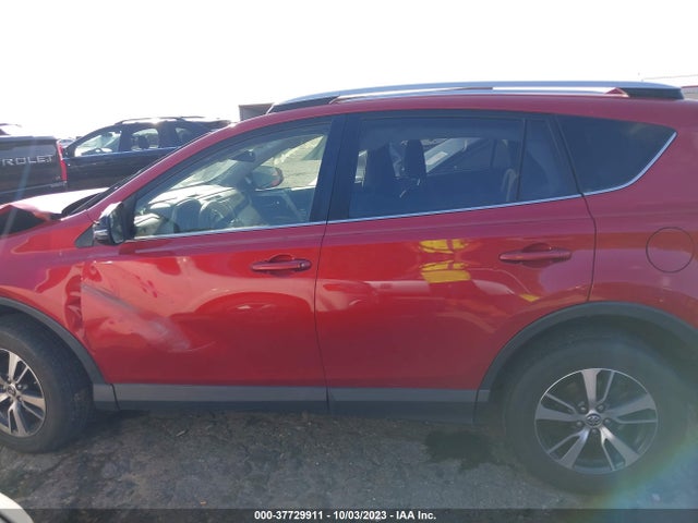 2016 TOYOTA RAV4 XLE VIN: JTMWFREV4GJ079310