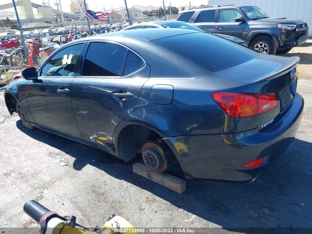 2006 LEXUS IS 350 AUTO VIN: JTHBE262X65005473