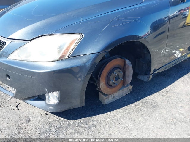 2006 LEXUS IS 350 AUTO VIN: JTHBE262X65005473