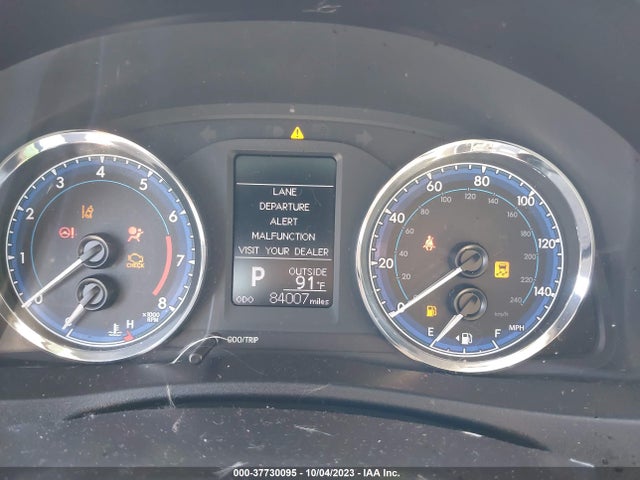 2018 TOYOTA COROLLA LE VIN: 2T1BURHE7JC095200