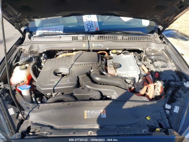 3FA6P0SU6GR194247 Ford Fusion Energi Titanium