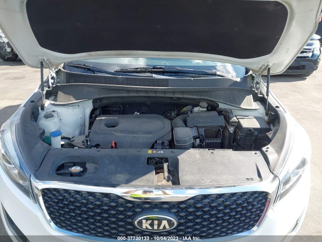 KIA SORENTO LX 2016 5XYPG4A32GG182587 Image 10