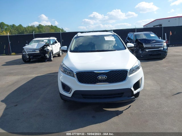 KIA SORENTO LX 2016 5XYPG4A32GG182587 Image 12