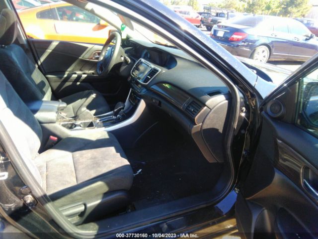 1HGCR2F00HA167827 Honda Accord Sedan Ex