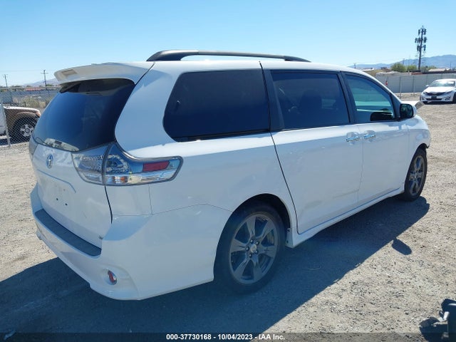 Toyota SIENNA SE 2017 5TDXZ3DC0HS886548 Image 4