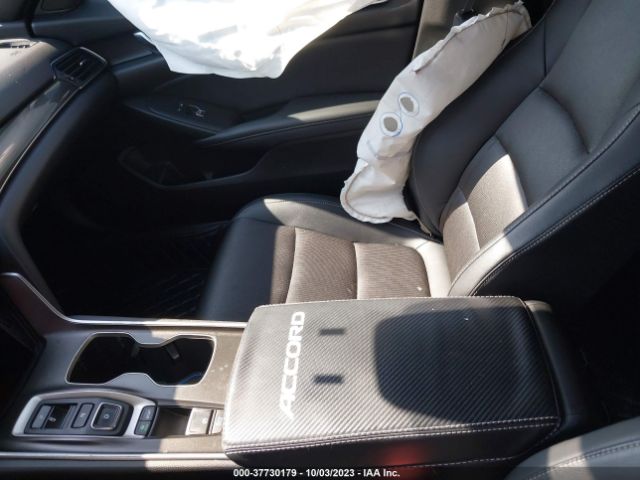2018 HONDA ACCORD SEDAN 1HGCV2F36JA044237 Photo 4