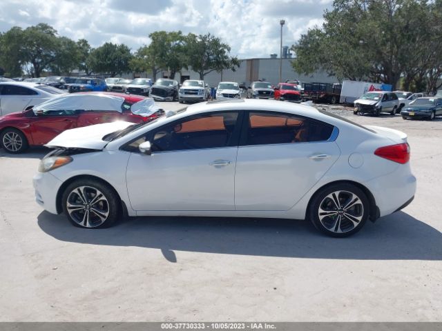 KNAFZ4A86E5103099 KIA FORTE EX