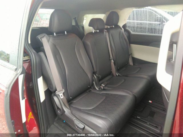 KNDNB4H35R6306806 KIA Carnival Lx