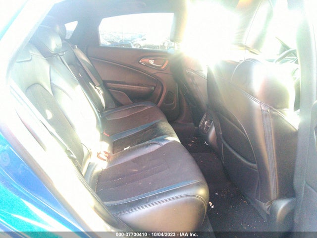 Chrysler 200 S 2015 1C3CCCBB9FN753708 Image 8