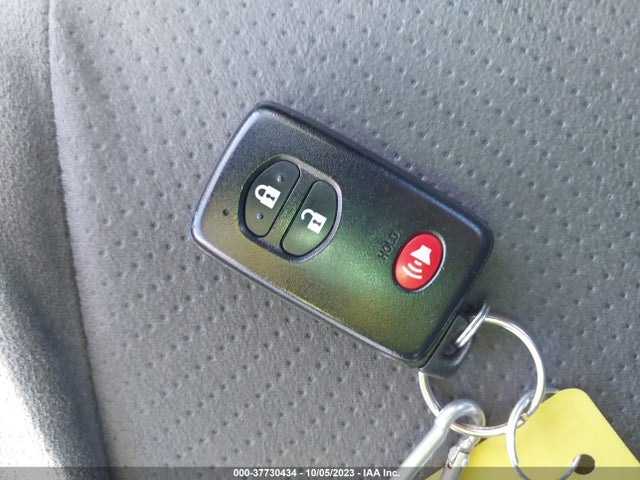 Toyota Prius Four 2015 JTDKN3DU4F1928308 Image 11