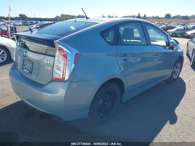 Toyota Prius Four 2015 JTDKN3DU4F1928308 Image 4