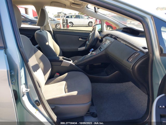 Toyota Prius Four 2015 JTDKN3DU4F1928308 Image 5