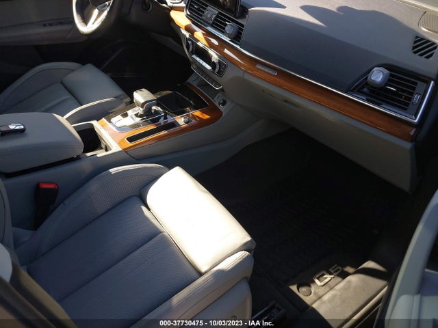 WA1F2AFY5M2046483 Audi Q5 Prestige