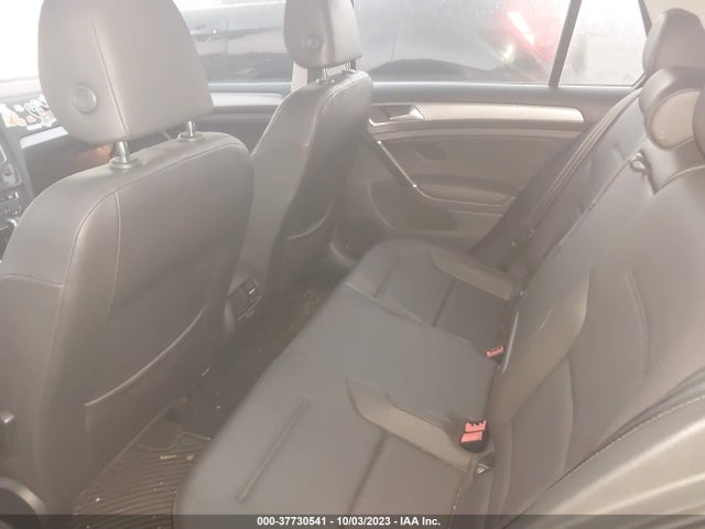 2015 Volkswagen Golf, VIN: WVWPP7AU4FW910339