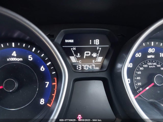 Hyundai ELANTRA SE 2016 5NPDH4AE7GH748382 Image 16