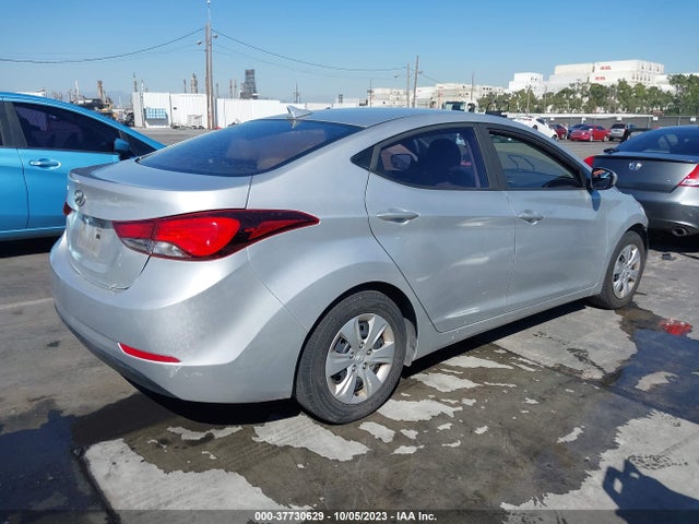 Hyundai ELANTRA SE 2016 5NPDH4AE7GH748382 Image 4