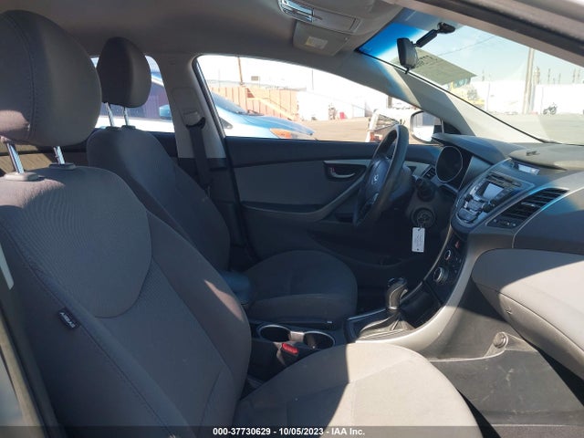 Hyundai ELANTRA SE 2016 5NPDH4AE7GH748382 Image 5