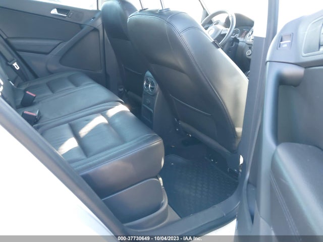 WVGBV7AX4GW579902 Volkswagen Tiguan Sel
