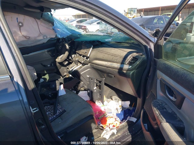 Honda CR-V LX 2017 7FARW5H33HE014381 Image 5