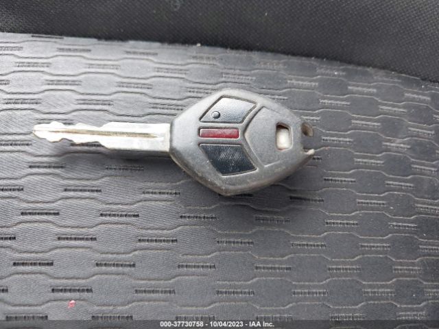 JA4AD2A33EZ008118 Mitsubishi Outlander Es