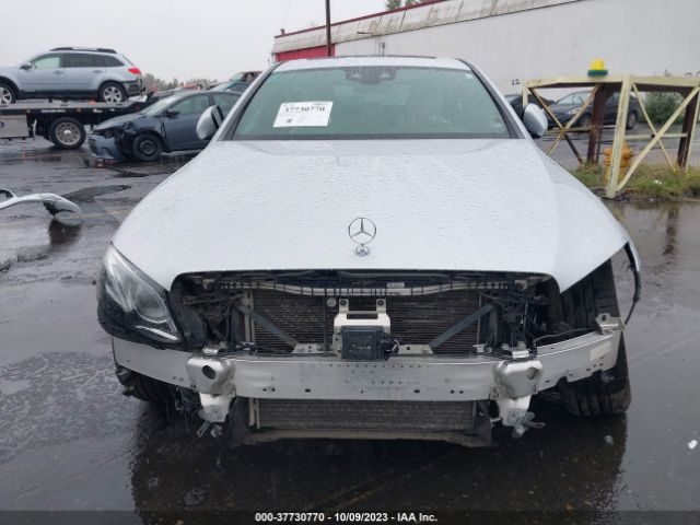WDDZF4KB9HA200687 Mercedes-Benz E 300 4matic