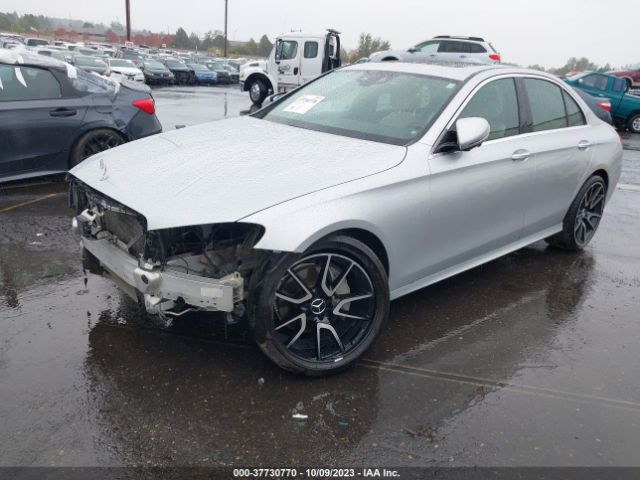 WDDZF4KB9HA200687 Mercedes-Benz E 300 4matic