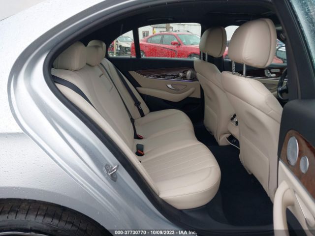WDDZF4KB9HA200687 Mercedes-Benz E 300 4matic