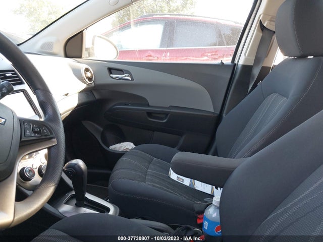 Chevrolet SONIC LT 2016 1G1JC5SH6G4126287 Image 5