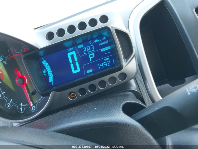Chevrolet SONIC LT 2016 1G1JC5SH6G4126287 Image 7