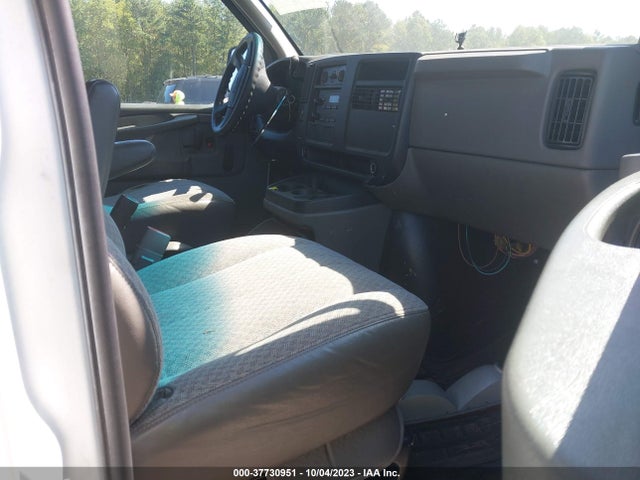 2005 CHEVROLET EXPRESS VIN: 1GCFG15X751165899