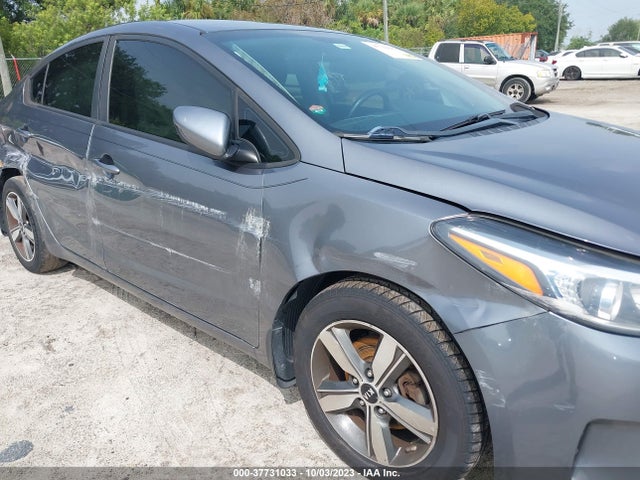 KIA FORTE S 2018 3KPFL4A72JE220592 Image 12