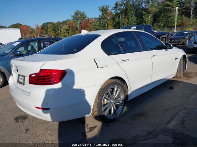 WBA5A7C5XGG644073 BMW 5 Series 528i Xdrive