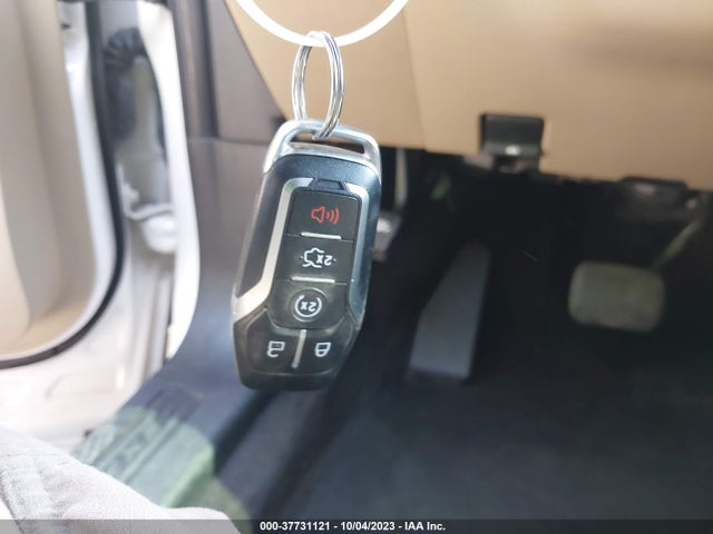 2017 FORD EXPLORER XLT VIN: 1FM5K7D84HGE33568