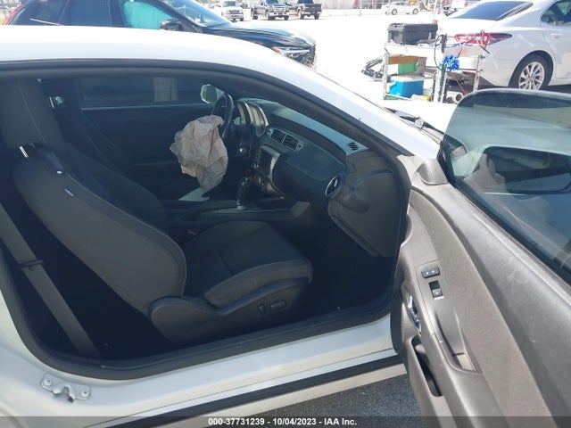 2015 CHEVROLET CAMARO LT VIN: 2G1FD1E33F9249875
