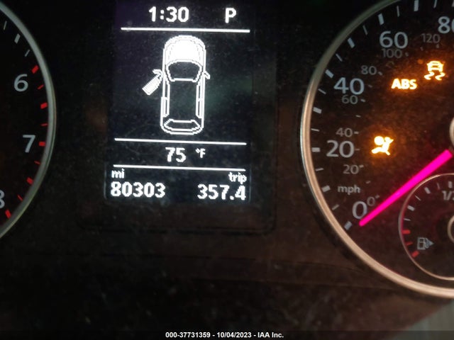 WVGAV7AX6FW607872 Volkswagen TIGUAN S