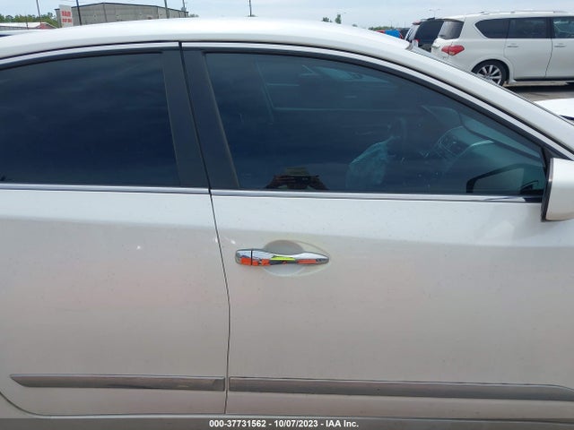 Nissan Altima 2.5 S 2015 1N4AL3AP3FC464082 Image 13