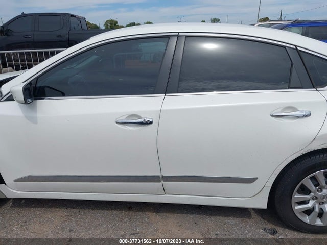 Nissan Altima 2.5 S 2015 1N4AL3AP3FC464082 Image 14