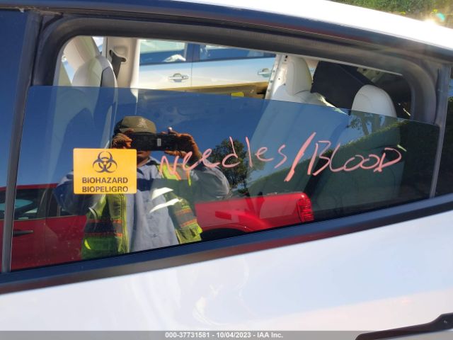 2022 TESLA MODEL Y 7SAYGDEE2NF360019 Photo 5