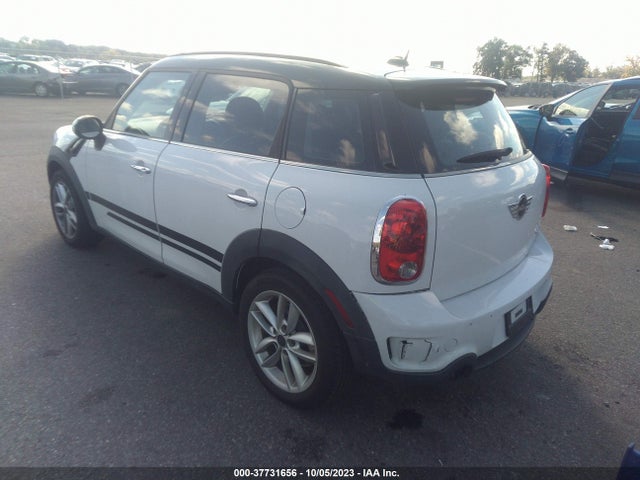 2012 MINI COOPER COUNTRYMAN WMWZC3C52CWL82523 Photo 2