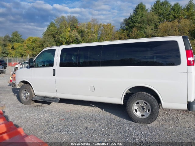 Chevrolet Express Passenger Lt 2019 1GAZGPFG2K1216213 Image 14