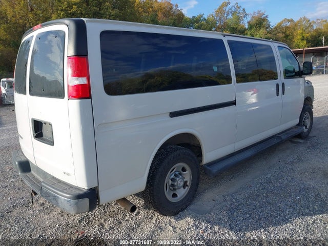 Chevrolet Express Passenger Lt 2019 1GAZGPFG2K1216213 Image 4