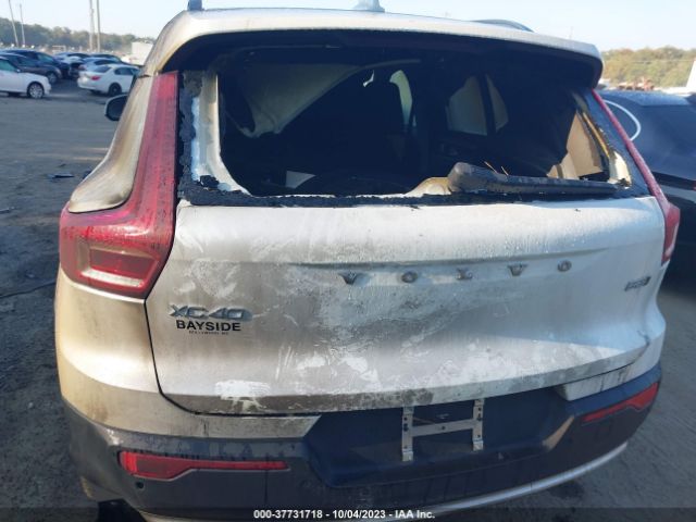 YV4L12UN2P2929789 Volvo Xc40 B5 Plus Bright Theme