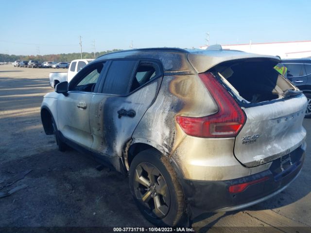 YV4L12UN2P2929789 Volvo Xc40 B5 Plus Bright Theme