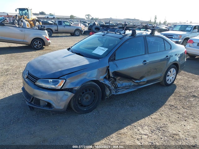 3VWD17AJ0EM225437 Volkswagen Jetta Sedan Se