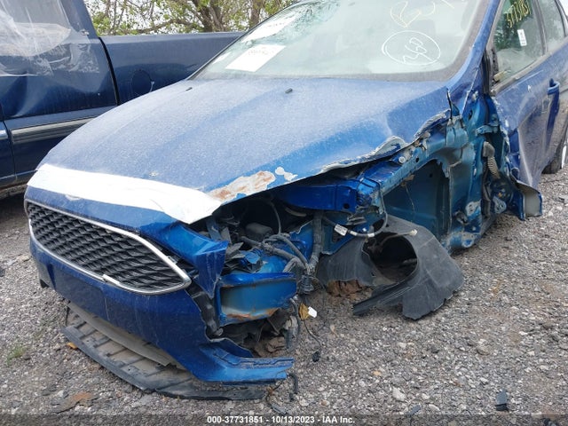 Ford FOCUS SE 2018 1FADP3F23JL256274 Image 6